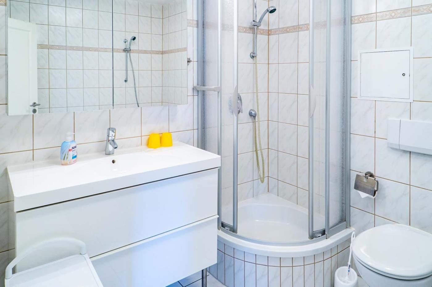 Cblue Hühnergott, Tiefgarage, Zentral Apartment